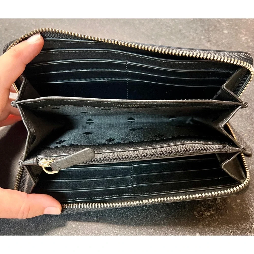 NEW Kate Spade Black‎ Large Continental Peebled Leather Zip Wallet Sienne Logo